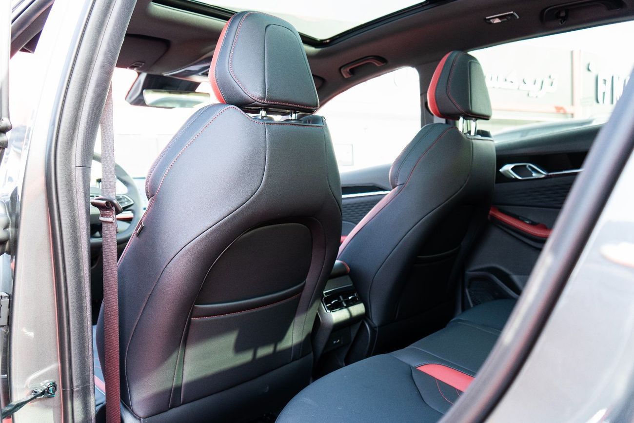 Geely Coolray Geely Coolray 1.5L  2025