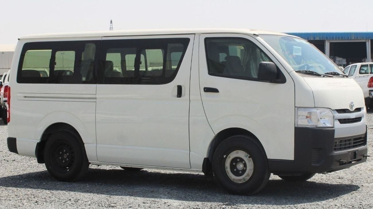 Toyota Hiace DLS - STD ROOF HIACE 2.5L STANER DIESEL 2025