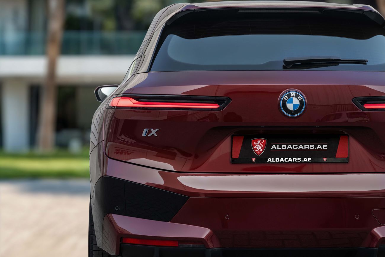 BMW iX IX xDrive40 | 3,780 P.M | 0% Downpayment | Agency Warranty 2028!