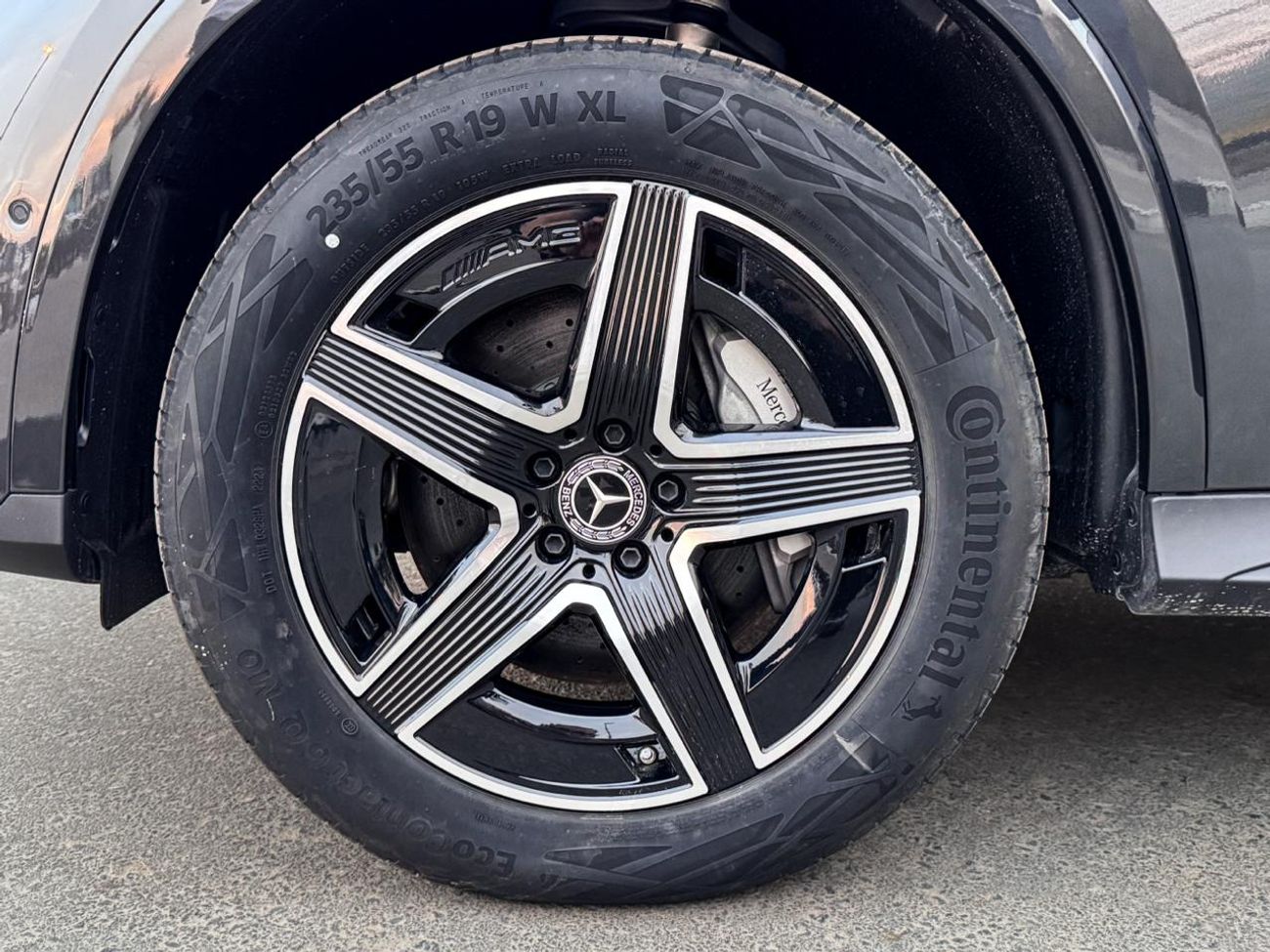 مرسيدس بنز GLC 200 Mercedes-Benz GLC Coupe 260 AMG 4Matic 2.0L 0 Km