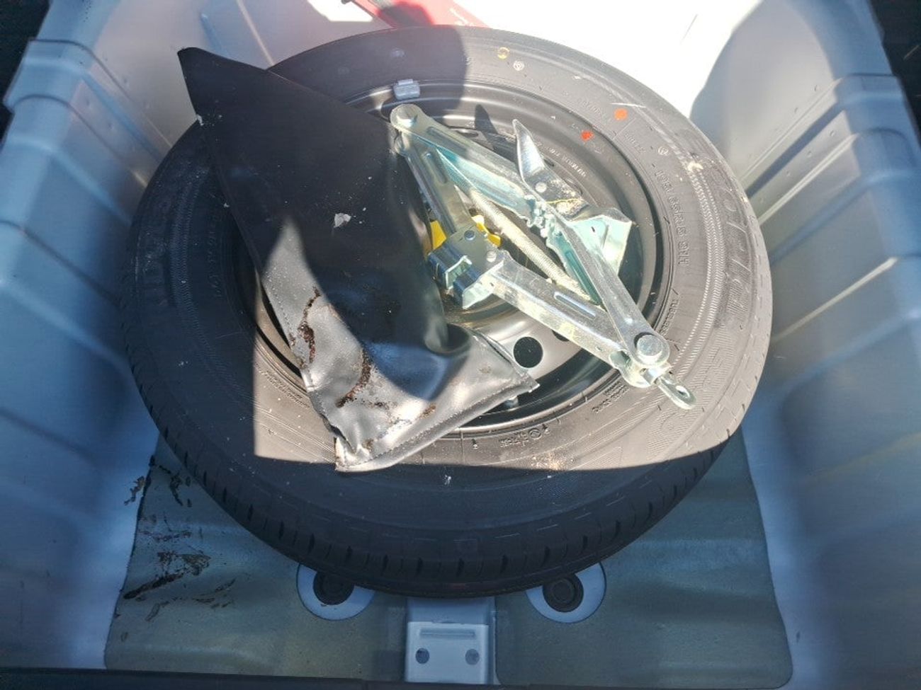 تويوتا يارس E 1.5 | بدون دفعة مقدمة | اختبار القيادة في المنزل