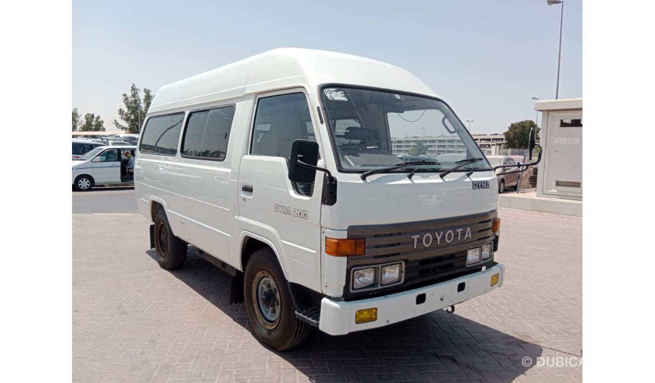 Toyota Dyna TOYOTA DYNA VAN RIGHT HAND DRIVE (PM1295)