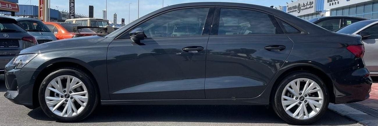 أودي A3 35 TFSI Uder Warranty & Services 2025 GCC