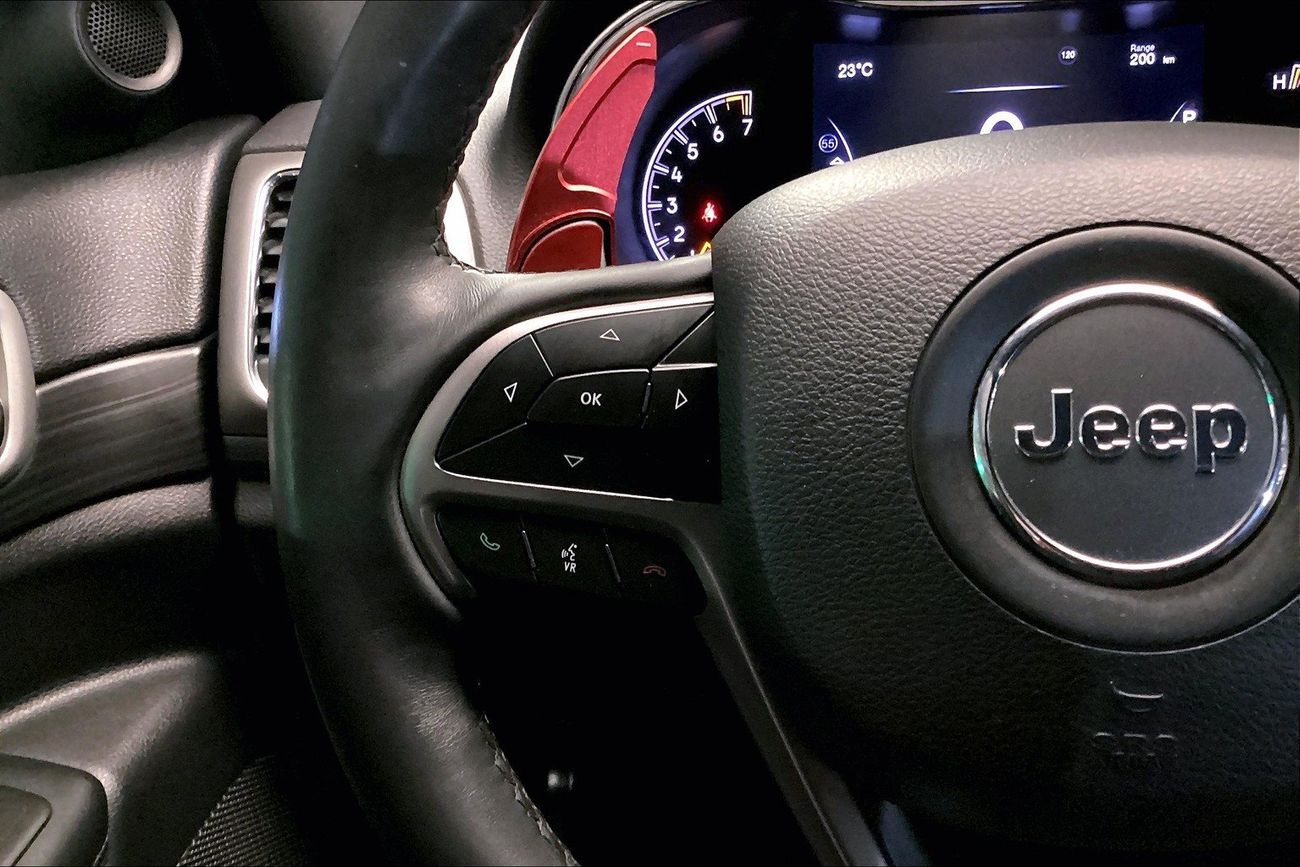 Jeep Grand Cherokee Laredo | Guaranteed Warranty | 0 Down Payment