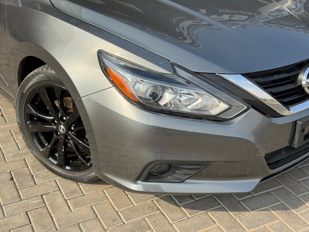 Nissan Altima SR 2.5L SR / V4 2.5L / PADDLE SHIFTERS / KEYLESS ENTRY / LEATHER / RIMS / KEYLESS START