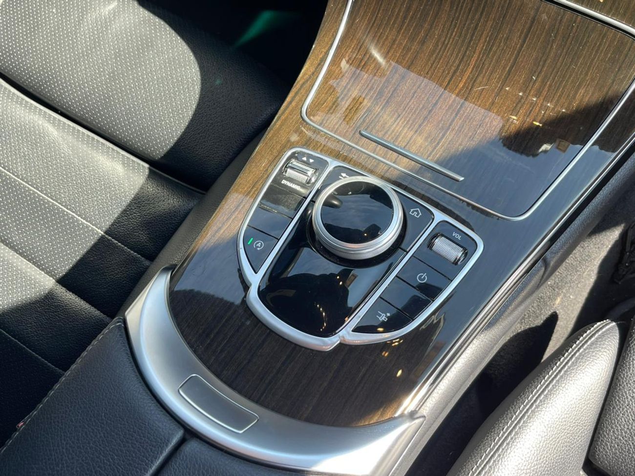 مرسيدس بنز C 300 كوبيه Mercedes-Benz C300 Coupe 2020