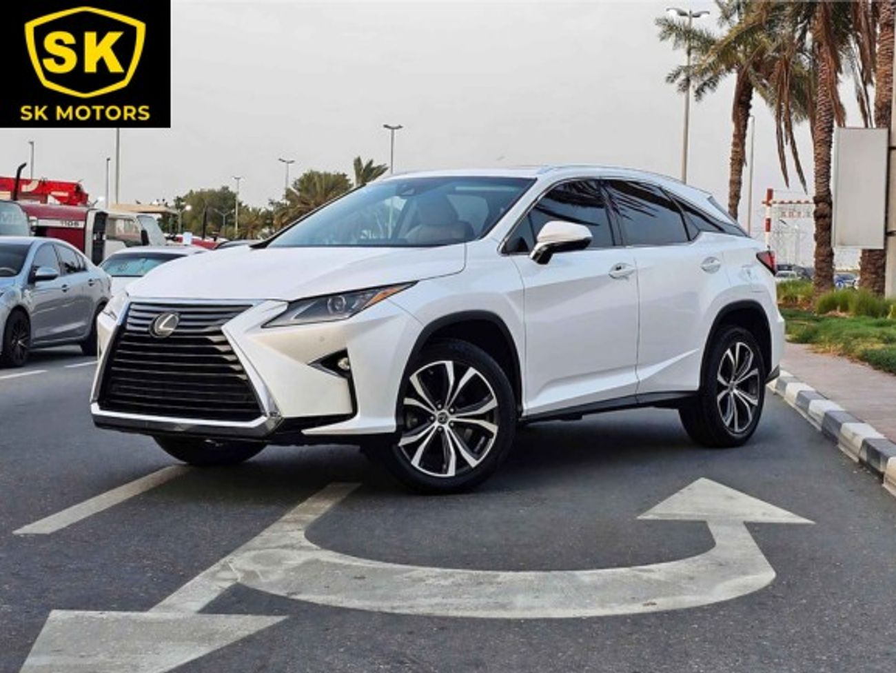 لكزس RX 350 LARGE/ SUNROOF/ RADAR/ FULL OPTION/ ORG MILEAGE/ RTA PASSED/ 1343 MONTHLY / LOT#109773