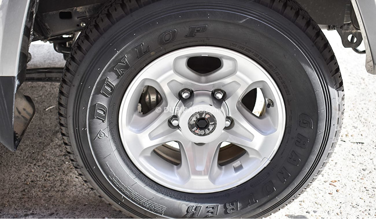 Toyota Land Cruiser Hard Top (76) 4.5 Diesel, 6 seats available in Europe