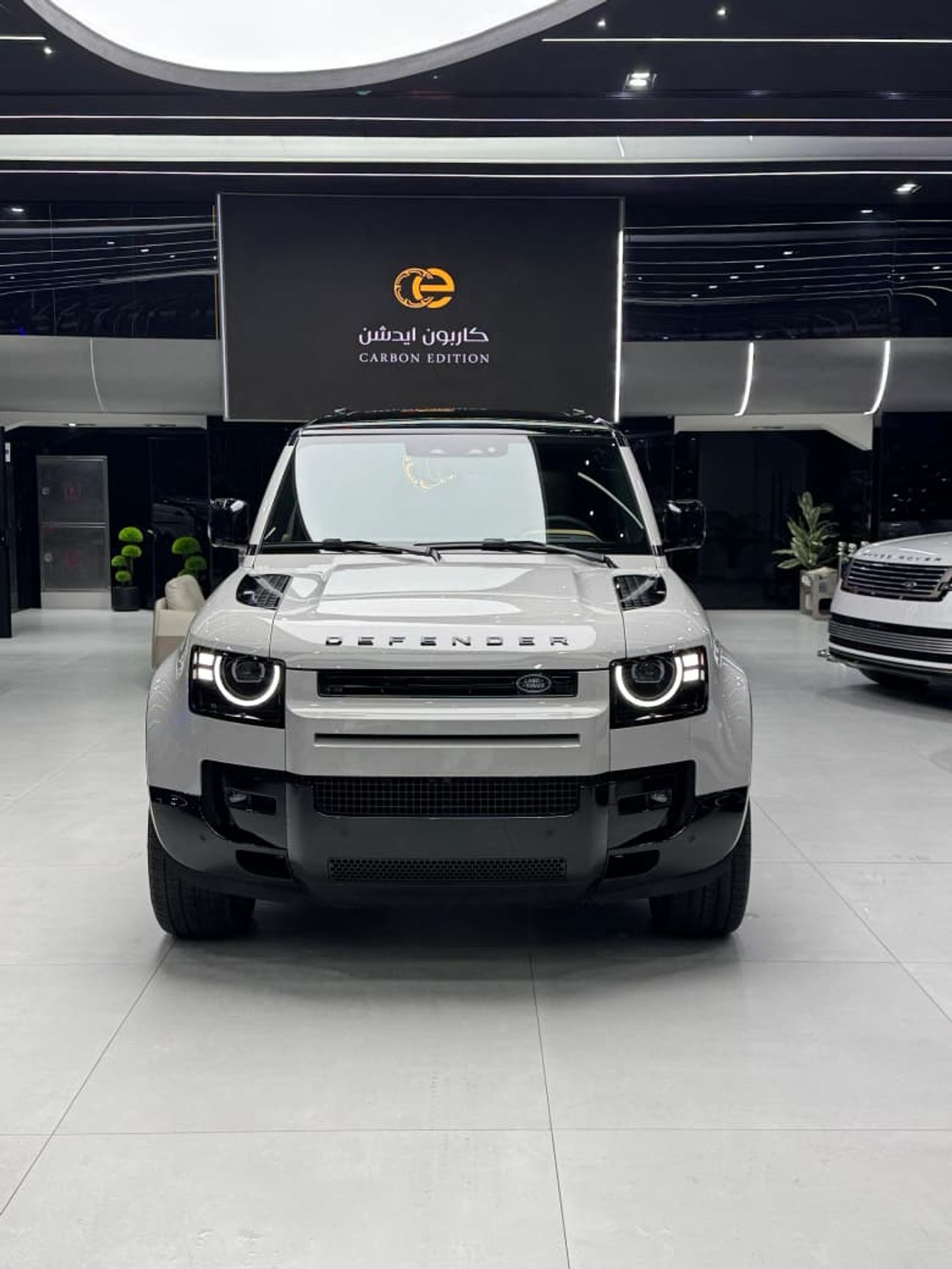 Land Rover Defender LAND ROVER DEFENDER V8 2026