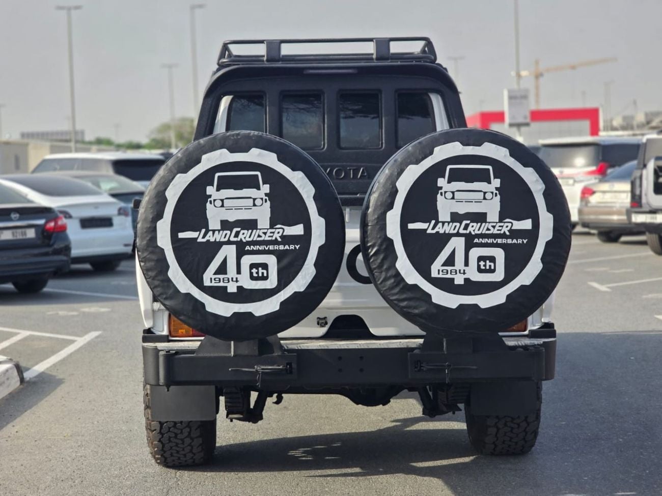 تويوتا لاند كروزر بيك آب -