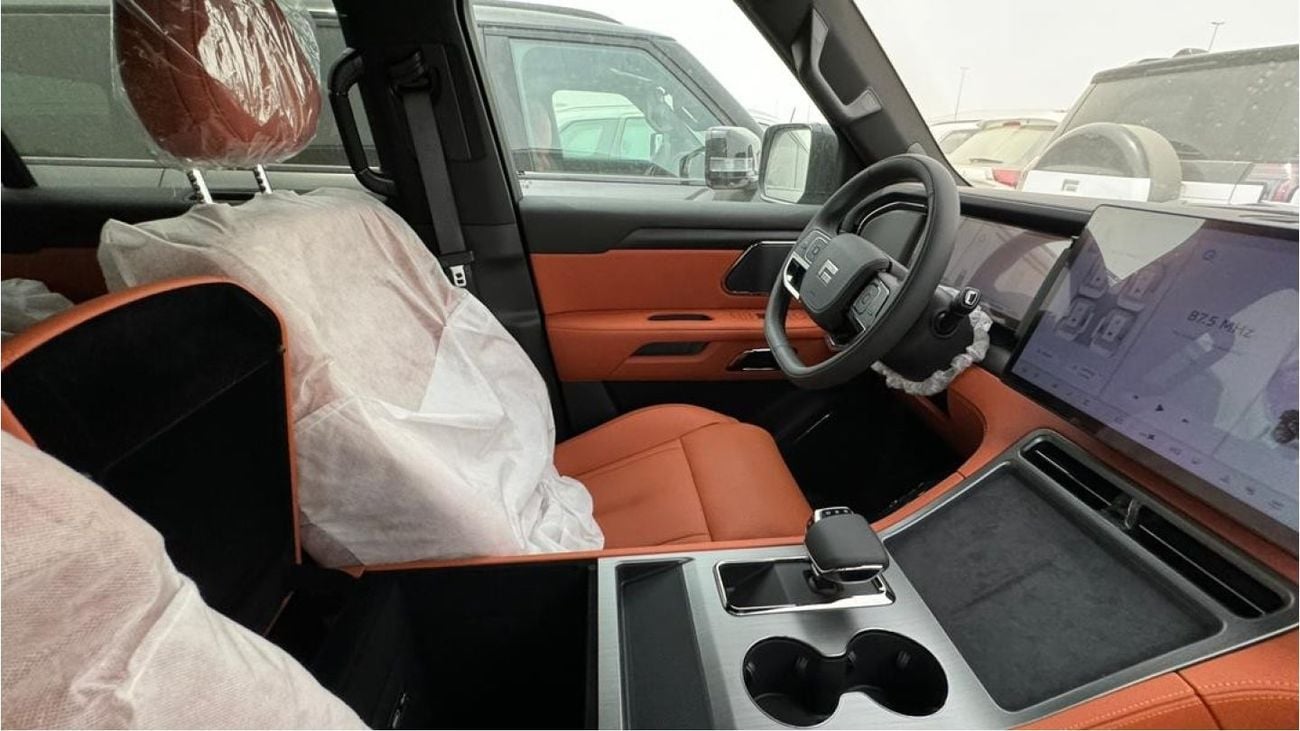 روكس 01 Polestones Rox Motor 01 Premium SUV  3-Row 6-Seater