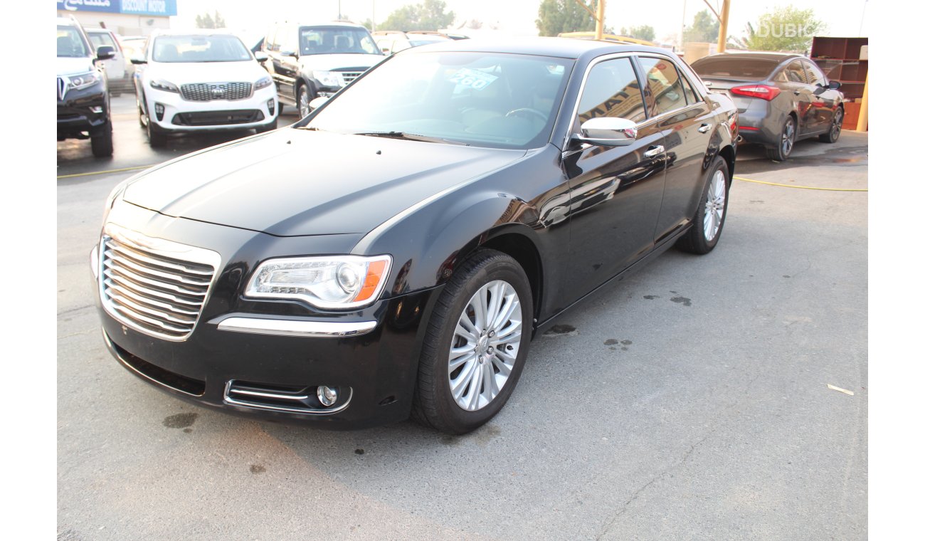 Chrysler 300C 5.7 V8  2014  108870KM NO ACCIDENT