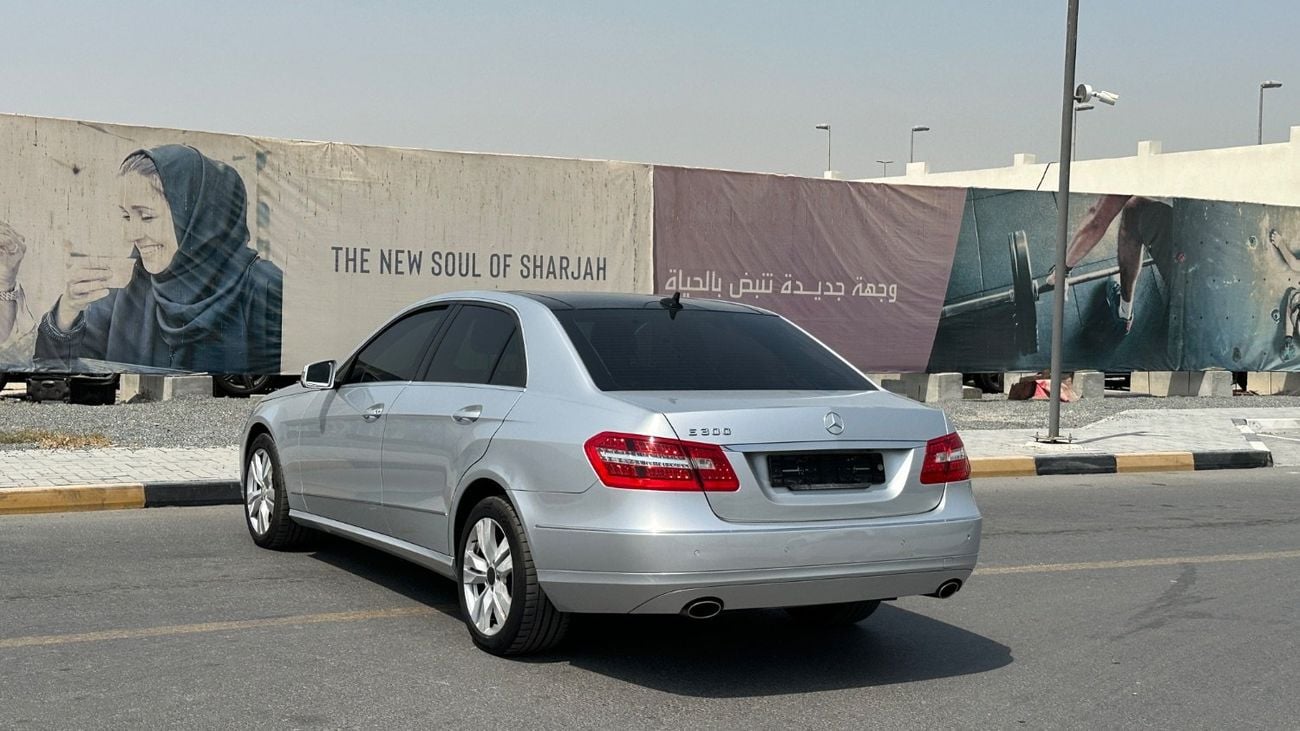 Mercedes Benz E300 ELEGANCE