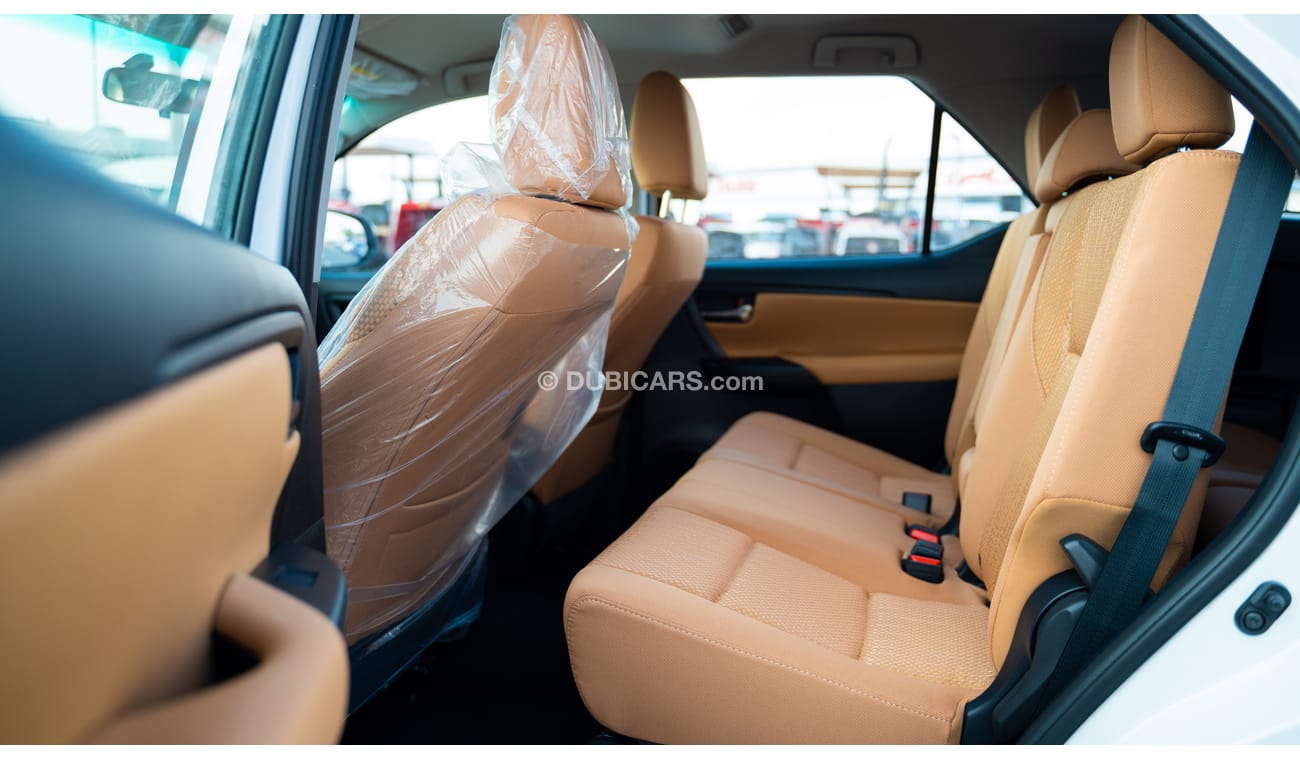 Toyota Fortuner 2023 TOYOTA FORTUNER SR 5 - 2.7L PETROL 4X4 , GCC