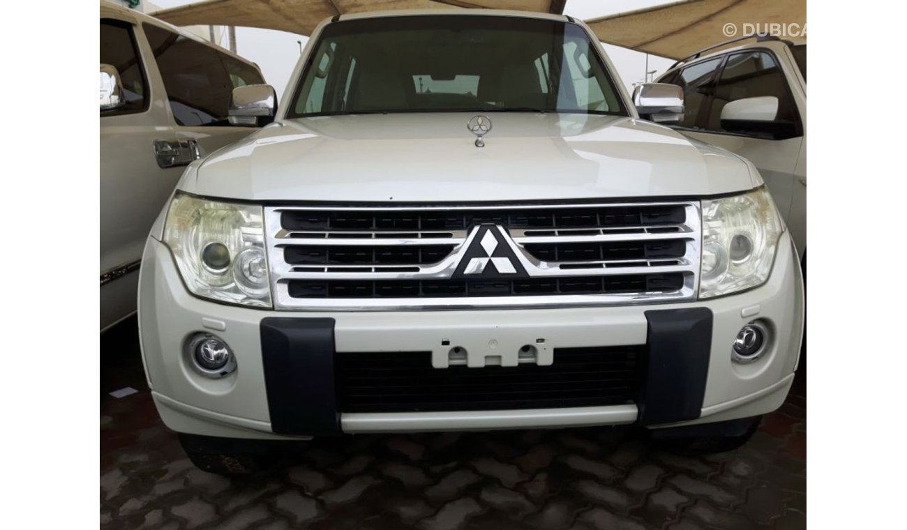 Mitsubishi Pajero MITSUBISHI PAJERO V6 GLS