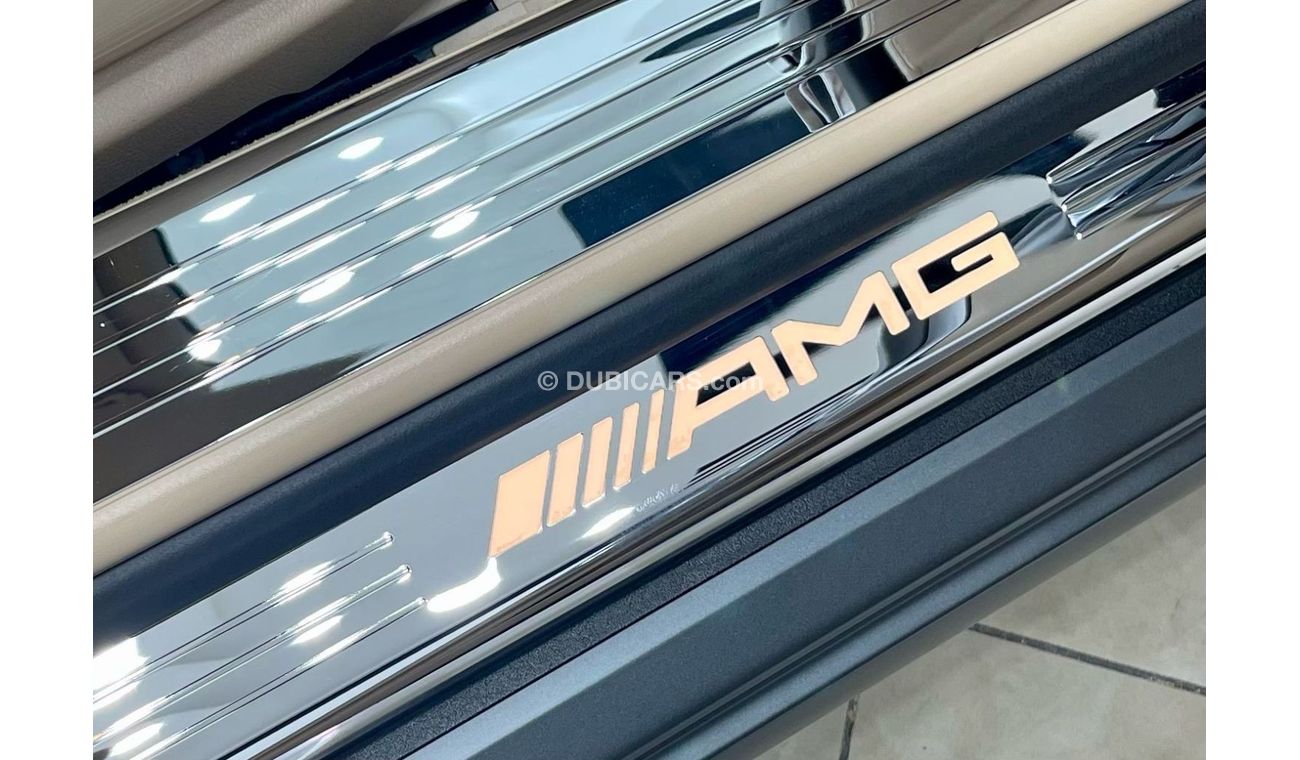 Mercedes-Benz SL 65 AMG 2013 Mercedes SL 65 AMG 45th Anniversary, ( 1 of 45 Worldwide ), Full Gargash Service History, GCC