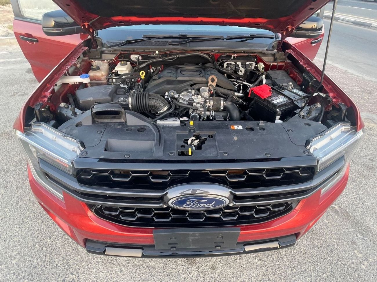 Ford Everest diesel 3.0 liter ,right hand drive only for export available