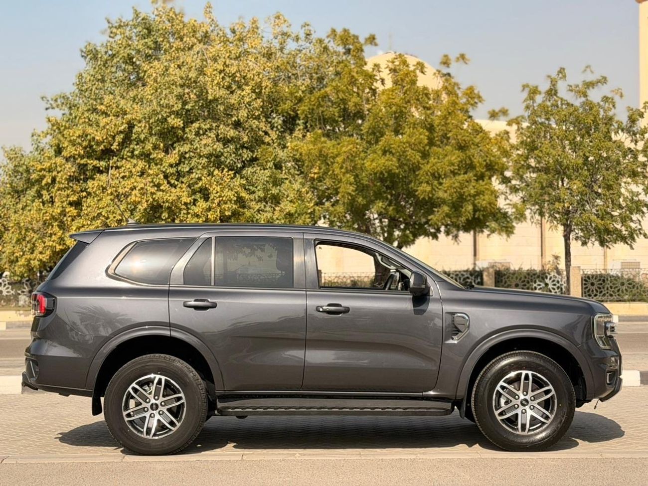 Ford Everest Trend exports from Australia