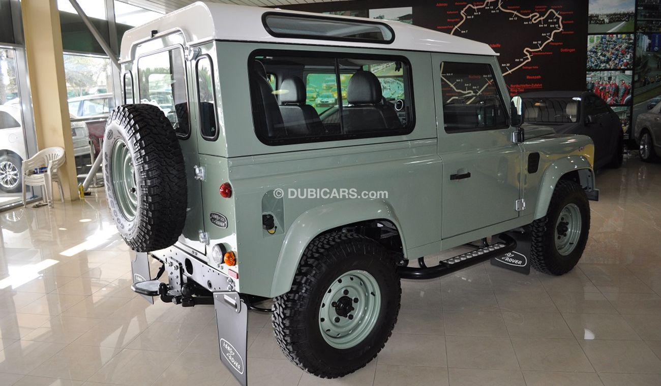 Land Rover Defender