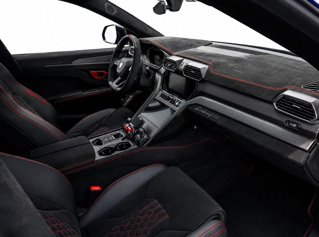 Lamborghini Urus 2023 URUS PERFORMANTE | FULL OPTIONS ,FULL CARBON PACKAKGE INSIDE / OUTSIDE , AKRAPOVICH EXHAUST SYS