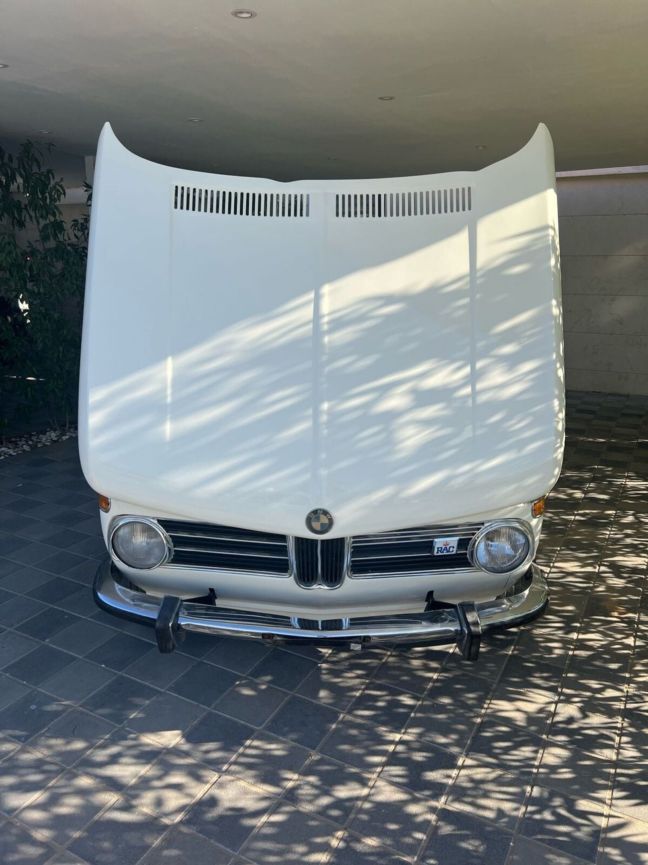 بي أم دبليو 2002