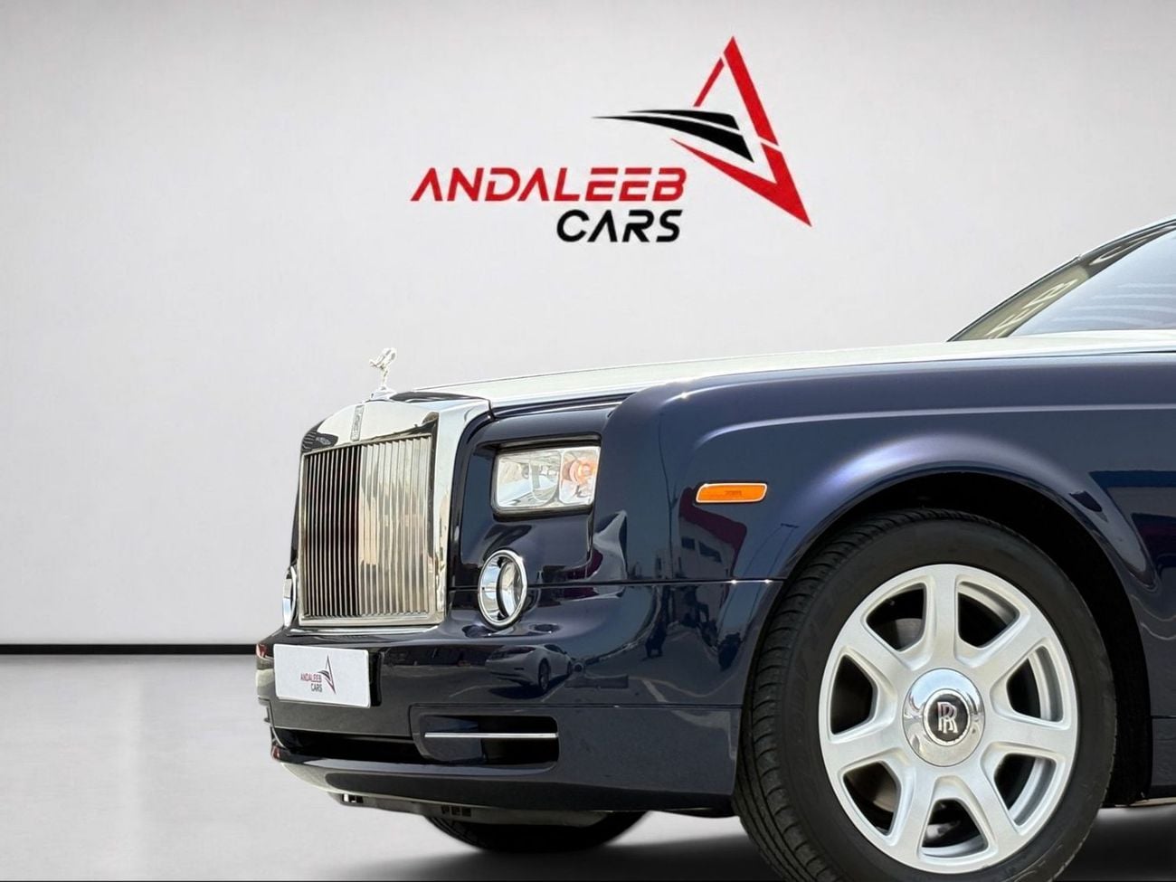 Rolls Royce Phantom STD ROLLS-ROYCE PHANTOM | 6.75L V12 | 2011 | FULL AGMC SERVICE HISTORY | GCC SPECS