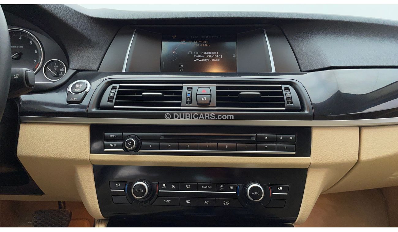 بي أم دبليو 520i 520i 2000