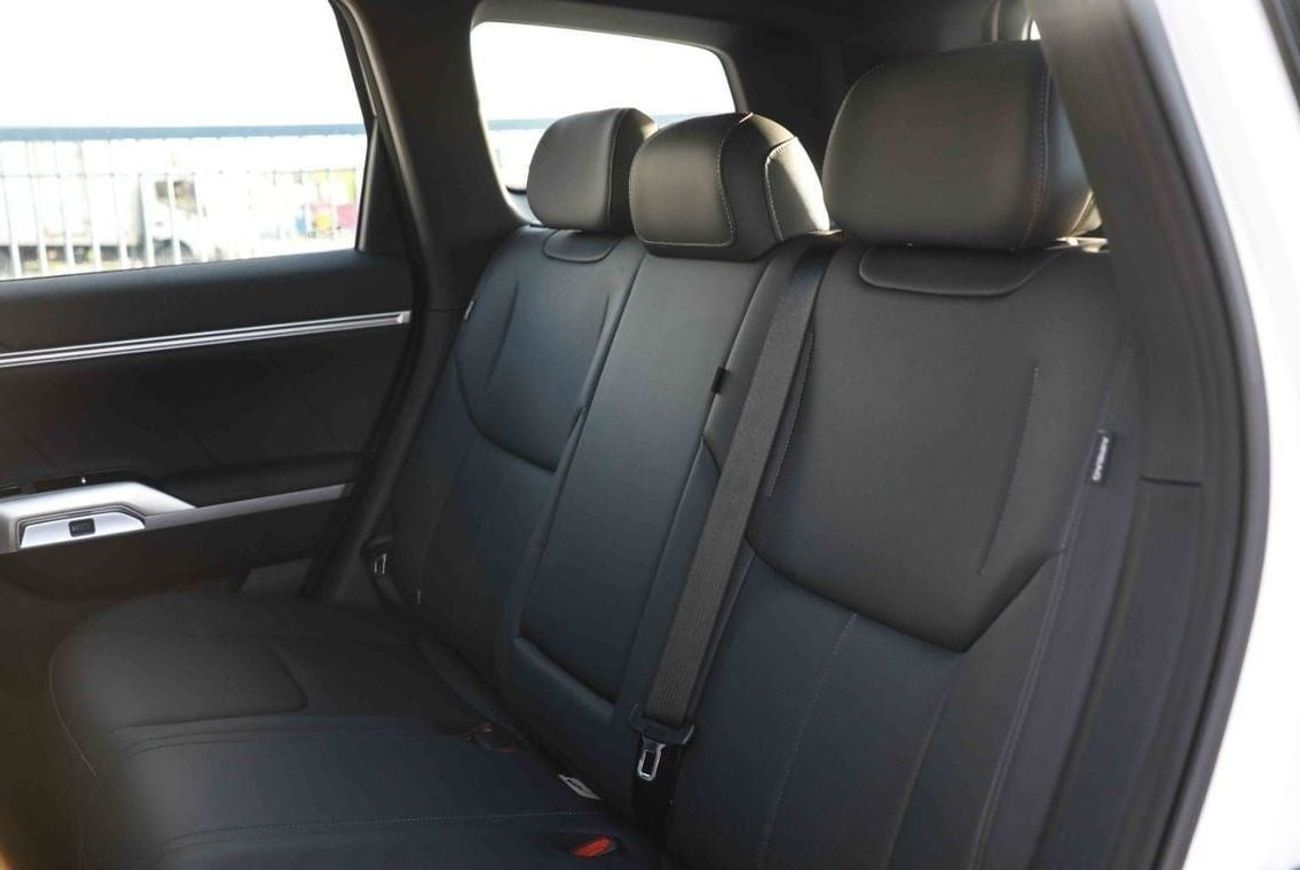 تشنجان ديبال جي 318 2024 Changan Deepal G318 Comfort - Plug-in Hybrid - BLACK inside BLACK | Export Price