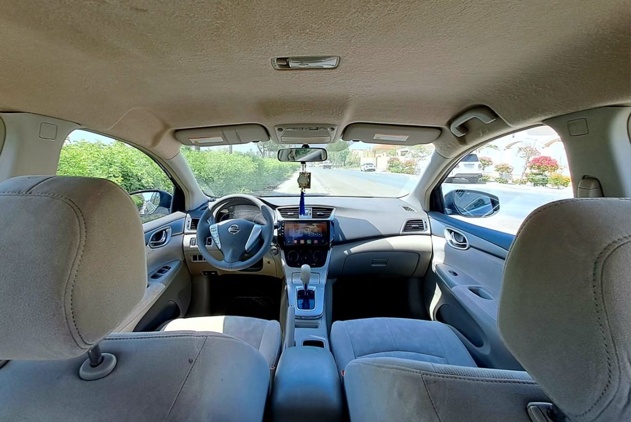 نيسان سنترا SV