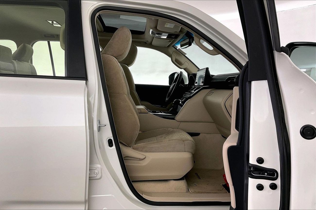 تويوتا لاند كروزر EXR | شامل الضمان | 0 ﺪﻔﻋﺓ ﺃﻮﻟﻯ