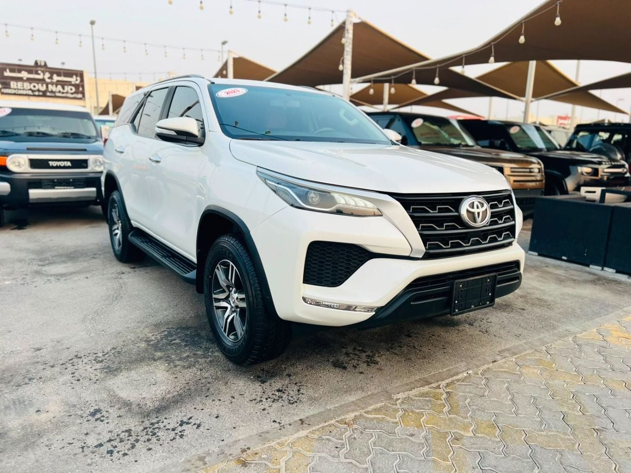 Toyota Fortuner EXR 2023ENGINE 2.7/V4 .
