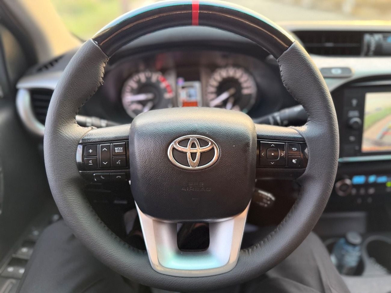 Toyota Hilux S GLX 2.4L 4WD A/T Toyota Hilux pickup Years 2021 Diesel Automatic SR5 2.4 L Automatic 4WD