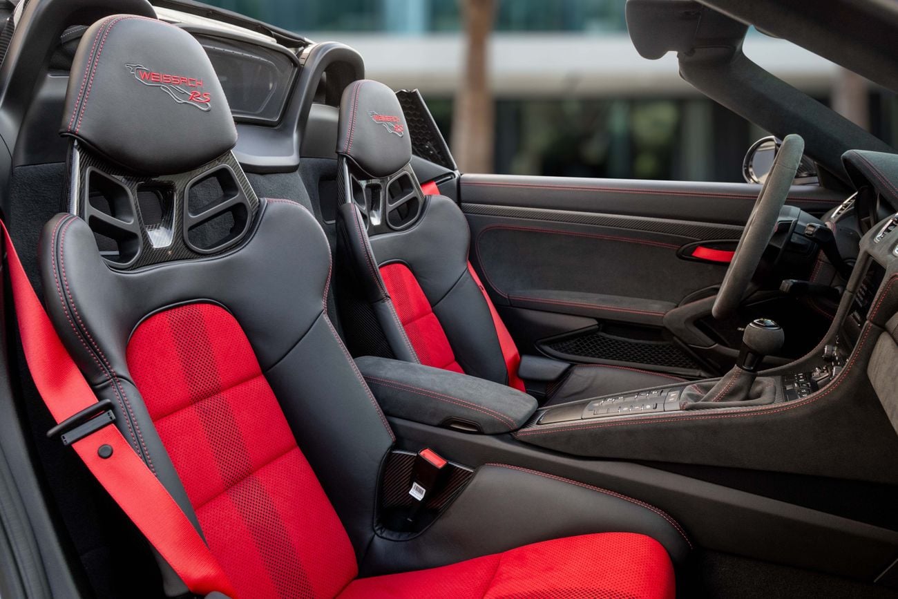 بورش 718 سبيدر 718 Spyder Rs Weissach | 12,338 P.M | 0% Downpayment | Agency Warranty!