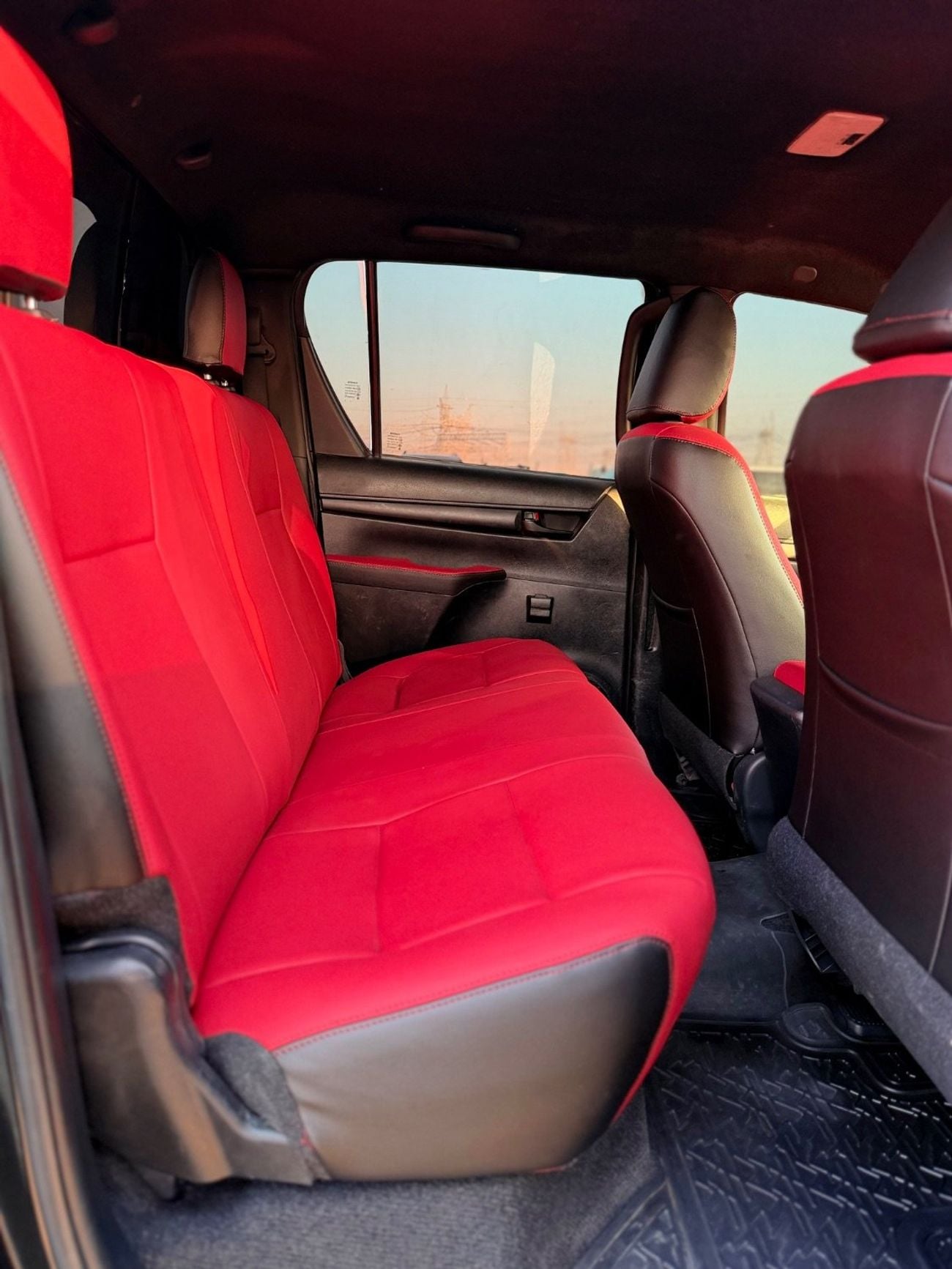 Toyota Hilux Toyota Hilux pickup Years 2022 Adventure V4 Fuel Petrol 2.7 Automatic