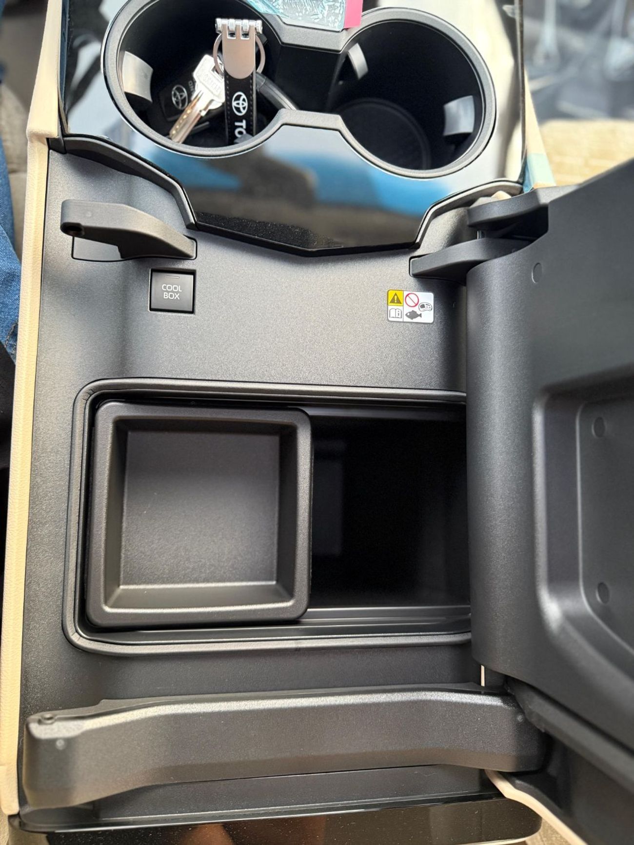 تويوتا لاند كروزر GXR 3.5L