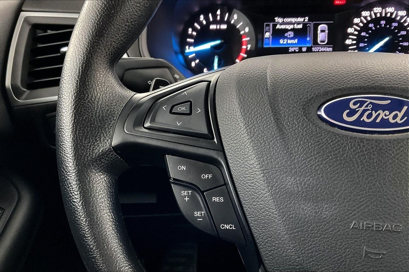 فورد إدج SE | سنة ضمان مجانية | خالية من أضرار الفيضانات