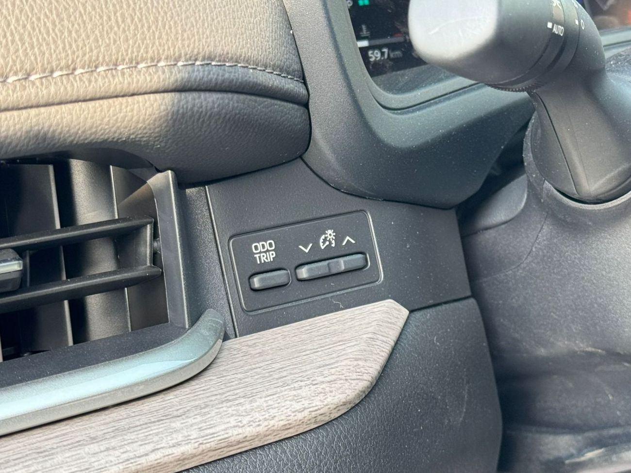 Toyota Grand Highlander 2025 Toyota Grand Highlander 2.5L Hybrid Limited AWD, Storm Grey/Black, Canadian Spec