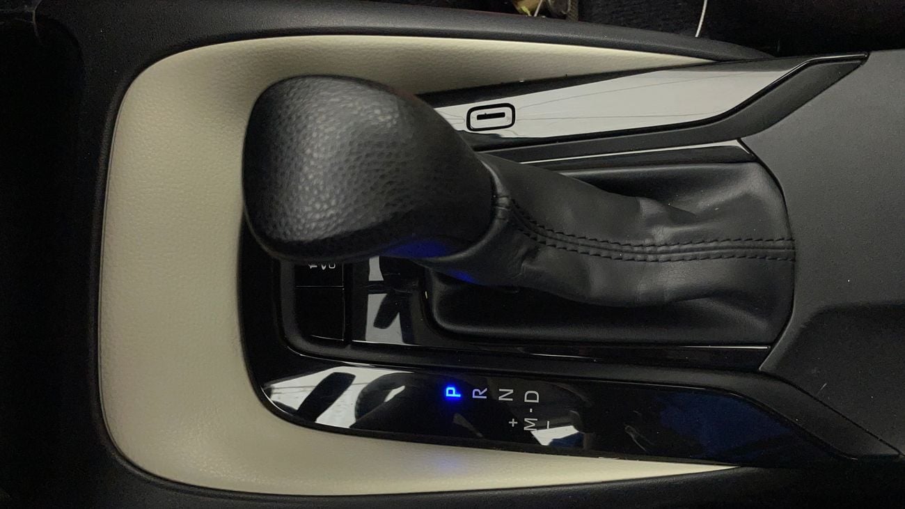 تويوتا كورولا XLI 1.6 | بدون دفعة مقدمة | اختبار القيادة في المنزل