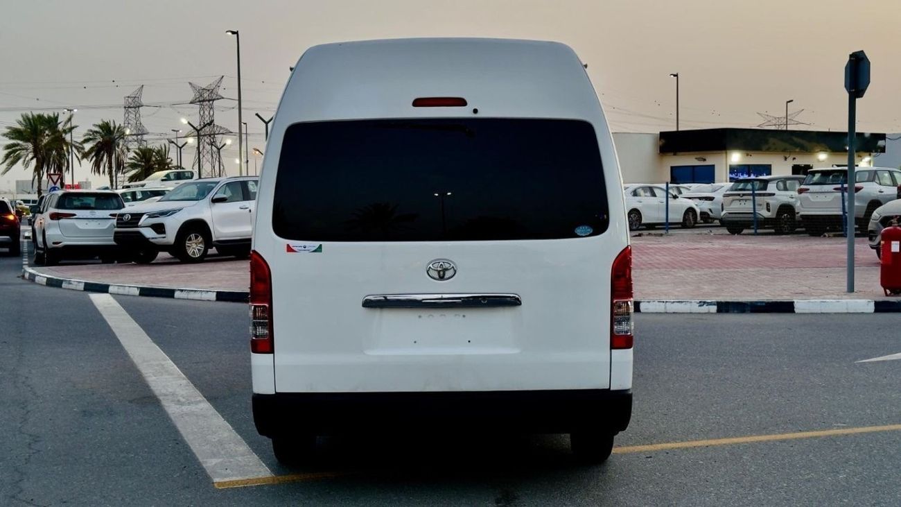 Toyota Hiace PREMIUM CONDITION | 3.0L DIESEL ENGINE | 2019 | RHD | 2WD | AIR CONDITIONER