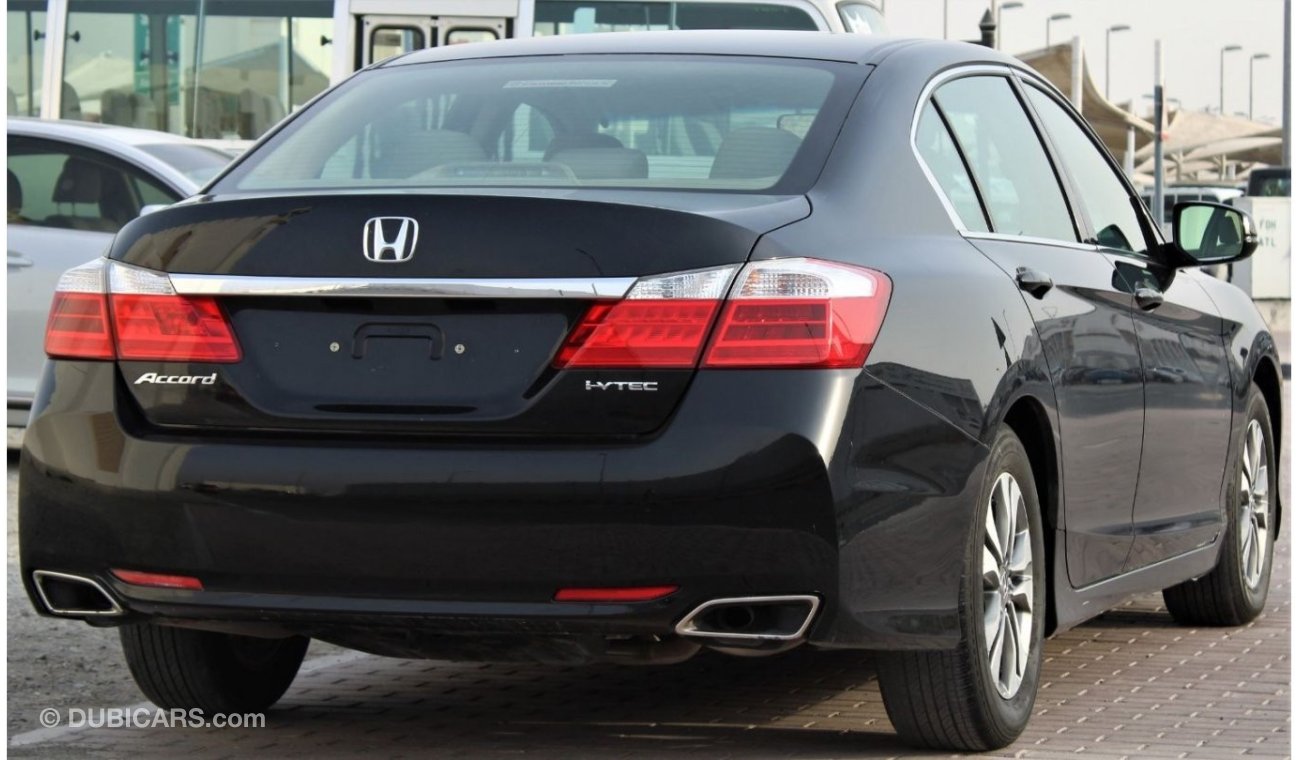 Honda Accord Honda Accord 2016 GCC in excellent condition without paint, without accidents, very clean from insid