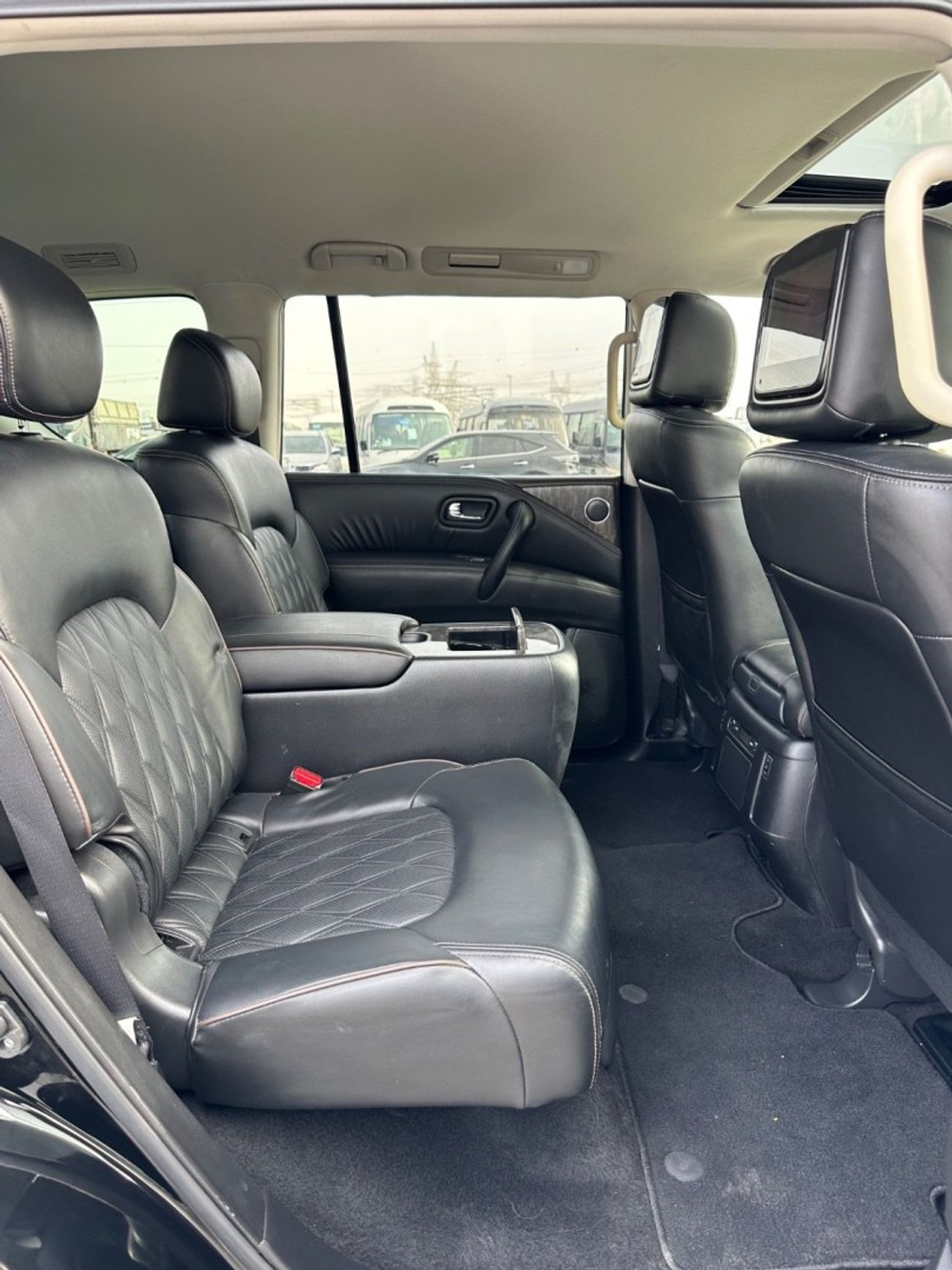 Nissan Armada Platinum Full Option