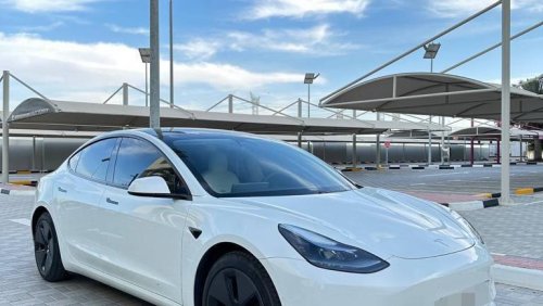 Tesla Model 3 Long Range, with Enhanced autopilot & summon