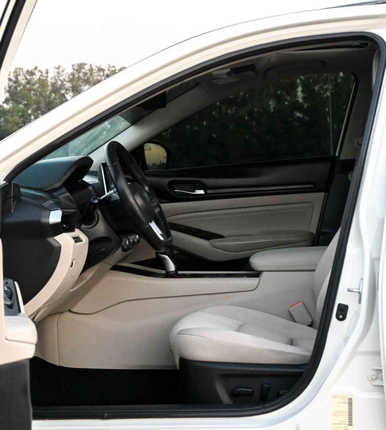 Nissan Altima `NISSAN ALTIMA SV 2019 GCC IN EXCELLENT CONDITION