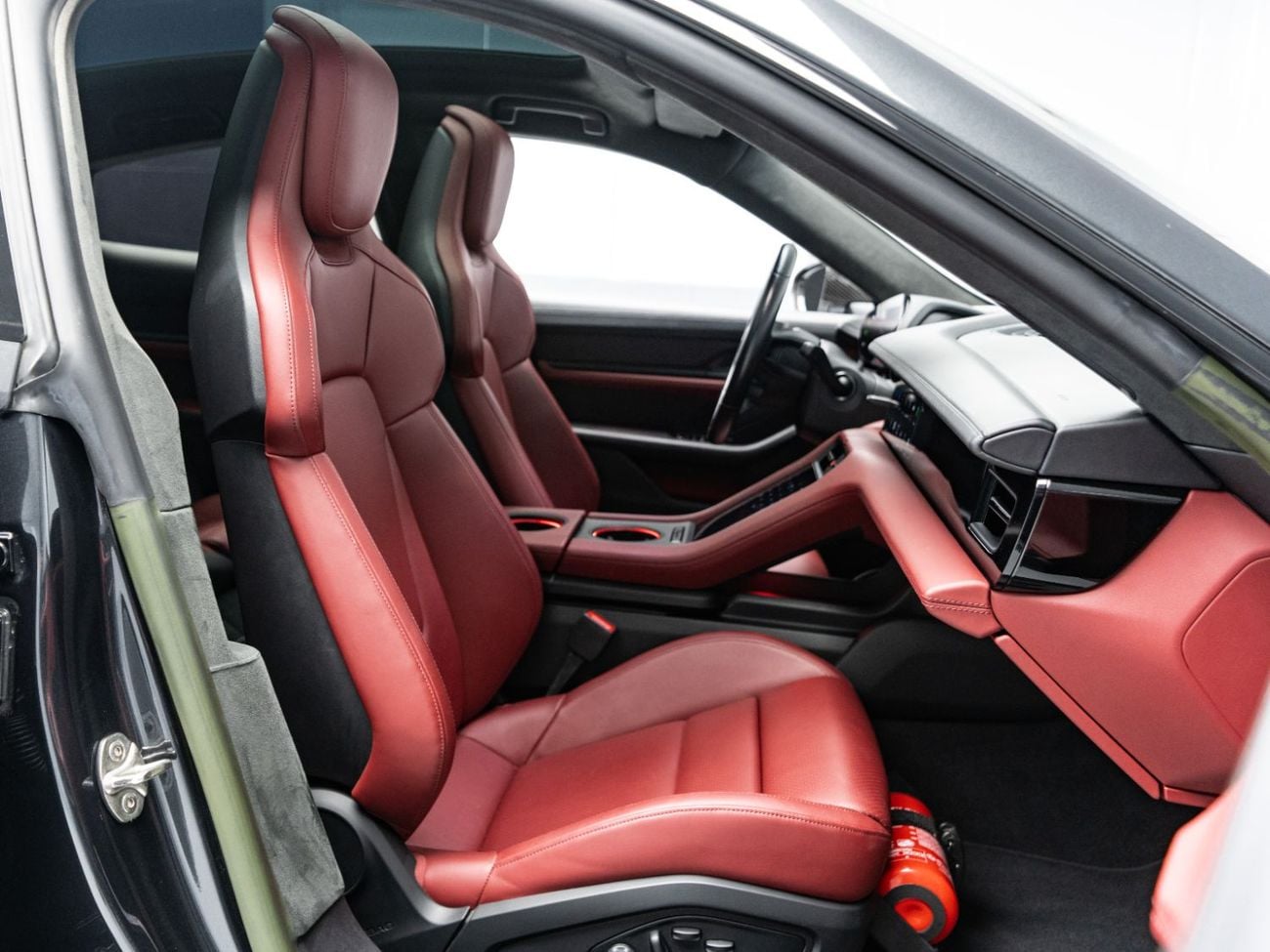 Porsche Taycan GTS