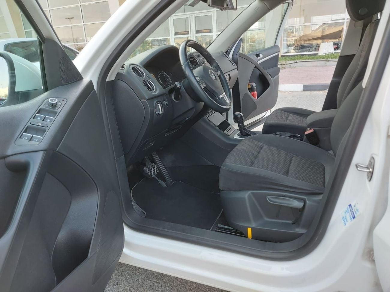 Volkswagen Tiguan Sport 2.0L