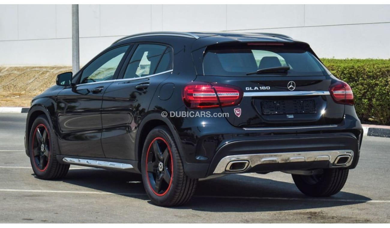 Mercedes-Benz GLA 180 Mercedes GLA180 AMG 2020