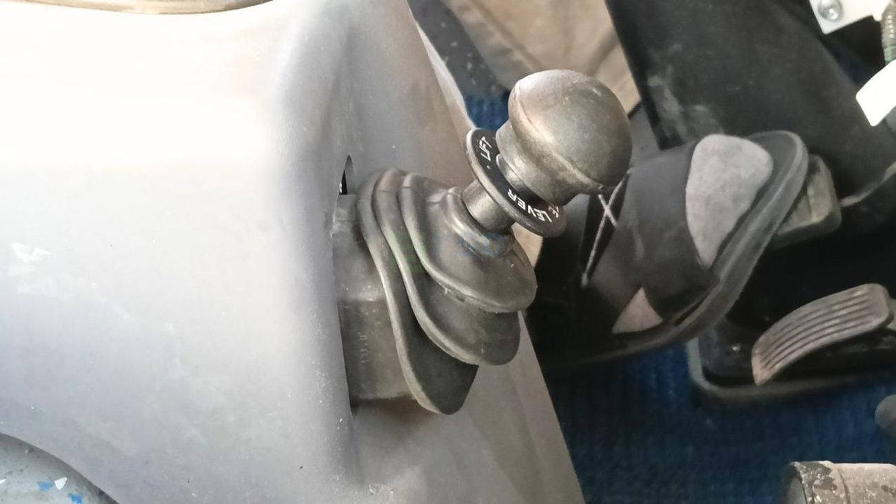 إيسوزو S7 حافلة Isuzu SML S7 Bus 47 Seater A/C MY-2025