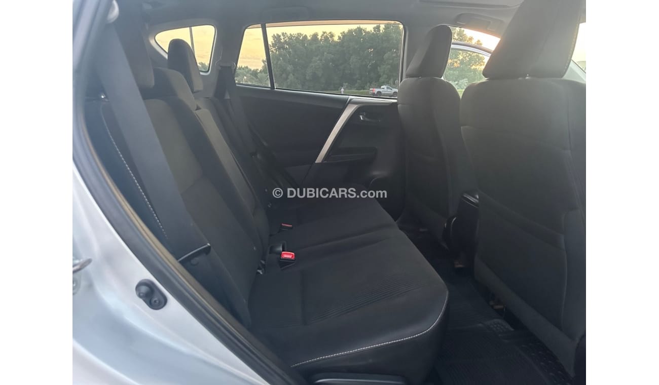 Toyota RAV4 EXR MODEL 2015  car prefect condition inside and outside low mileage