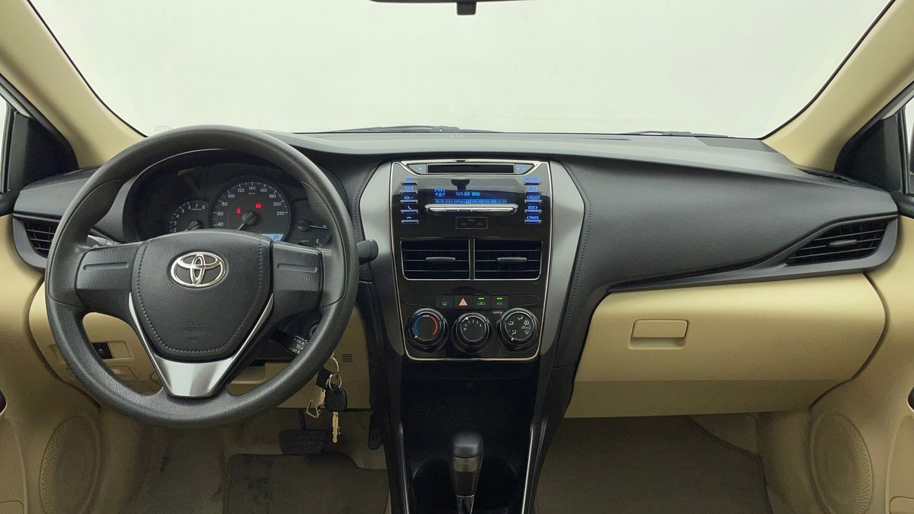 تويوتا يارس SE 1.5 | بدون دفعة مقدمة | اختبار القيادة في المنزل