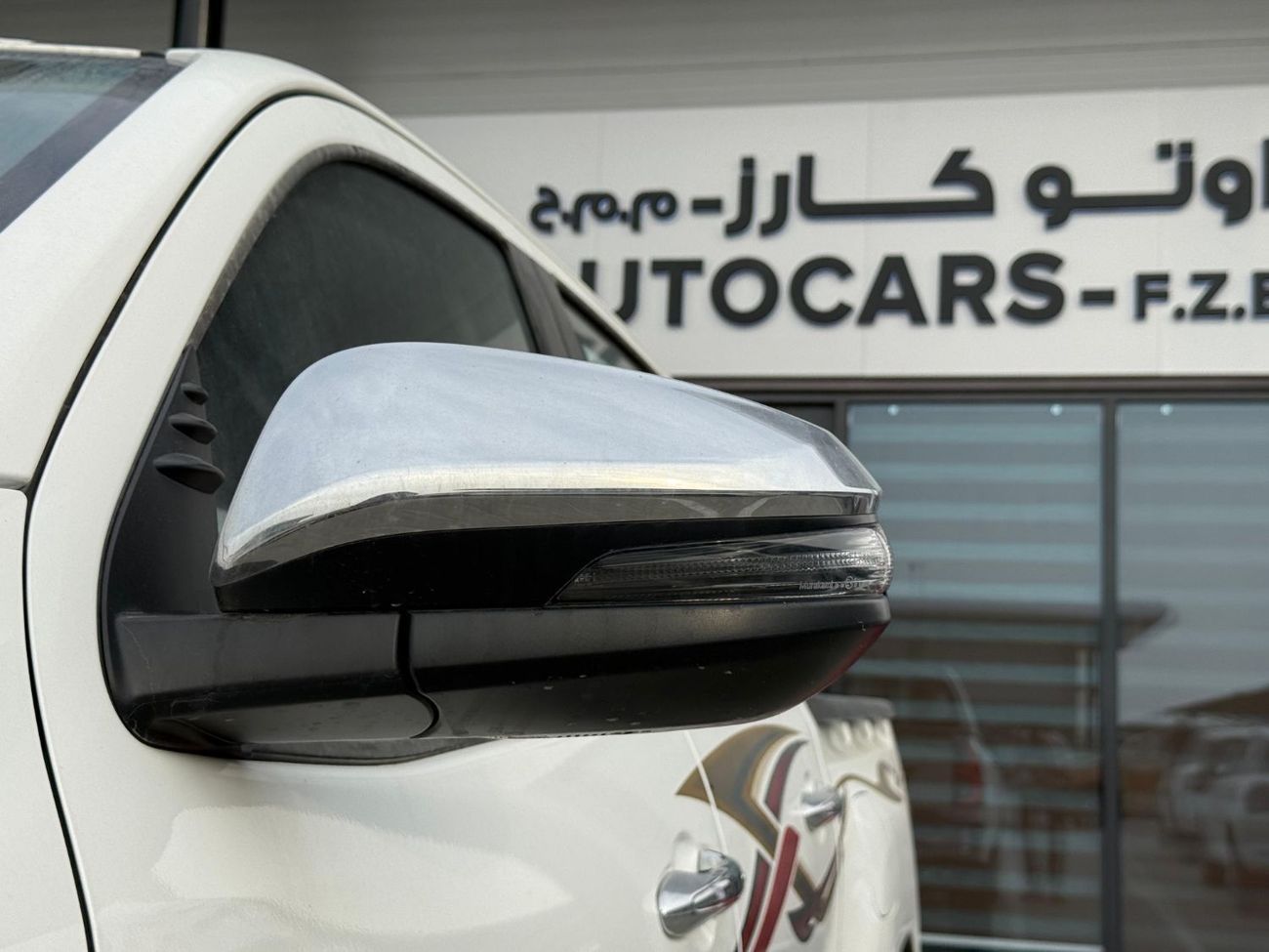 تويوتا هيلوكس 2.7L 4x4 DC HI(I) A/T PTR